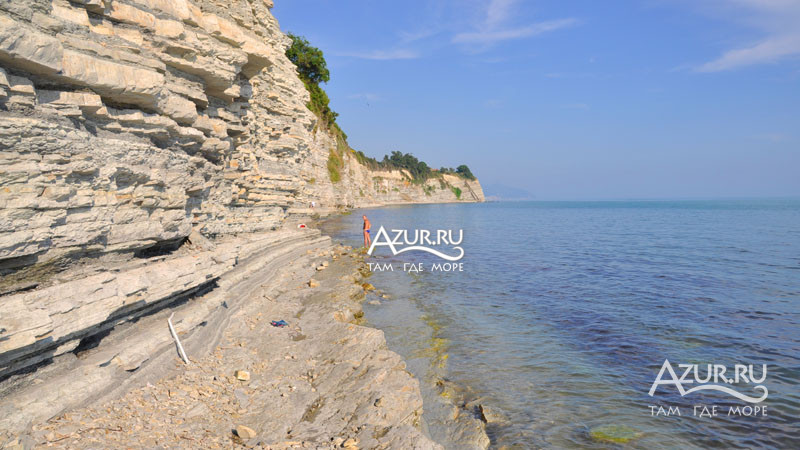 Пляж круча фото Фотогалерея Дикий пляж "Круча" в Геленджик Фото на сайте Azur.ru
