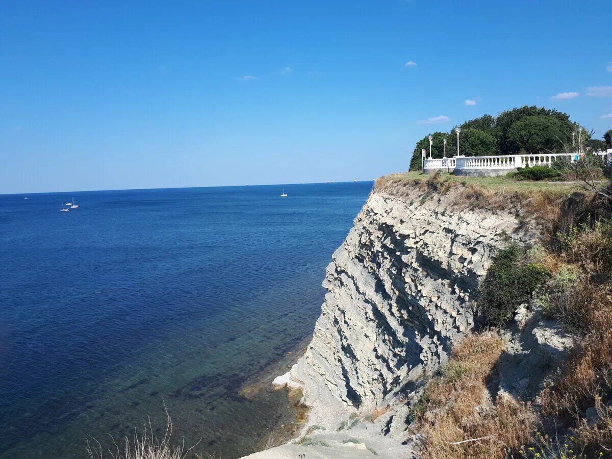 Пляж круча геленджик фото Круча фото YugNash.ru