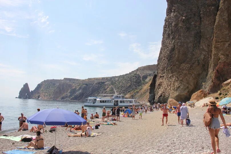 Пляж курортное крым фото Курортный сезон-2018 в Крыму: как добраться до Яшмового пляжа - МК Крым