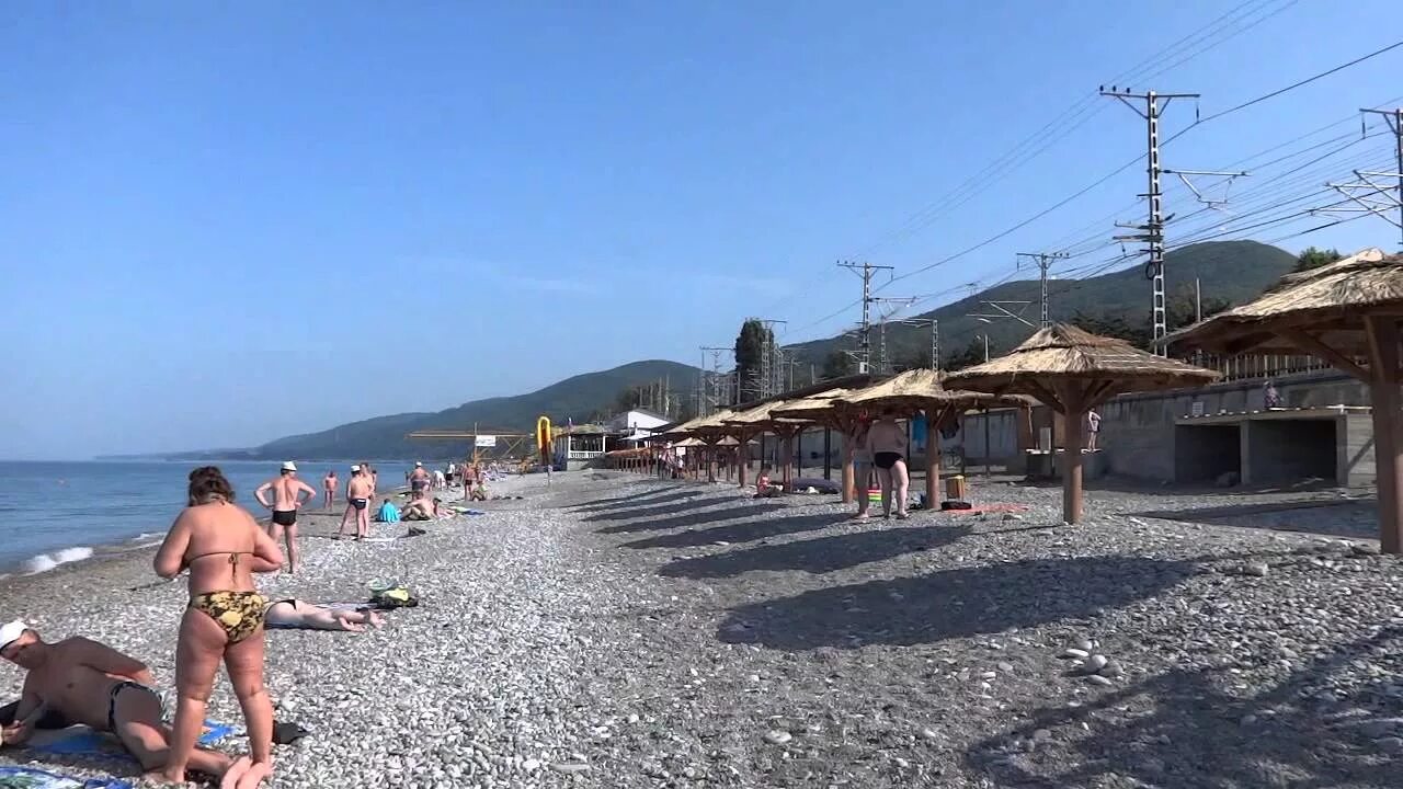 Пляж лазаревское фото Пляж санатория "Тихий Дон" в Лазаревском утром и вечером. Июнь 2015 Lazarevskoe 