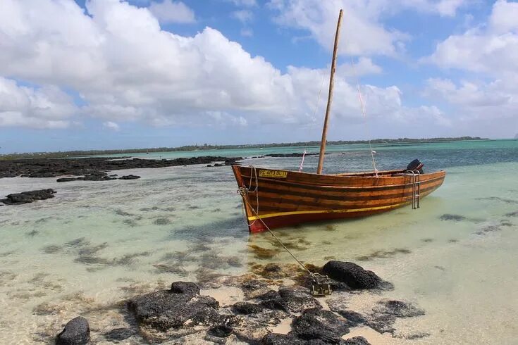 Пляж лодка фото How To Build A Wooden Boat Dock Boat, Mauritius, Tanzania travel