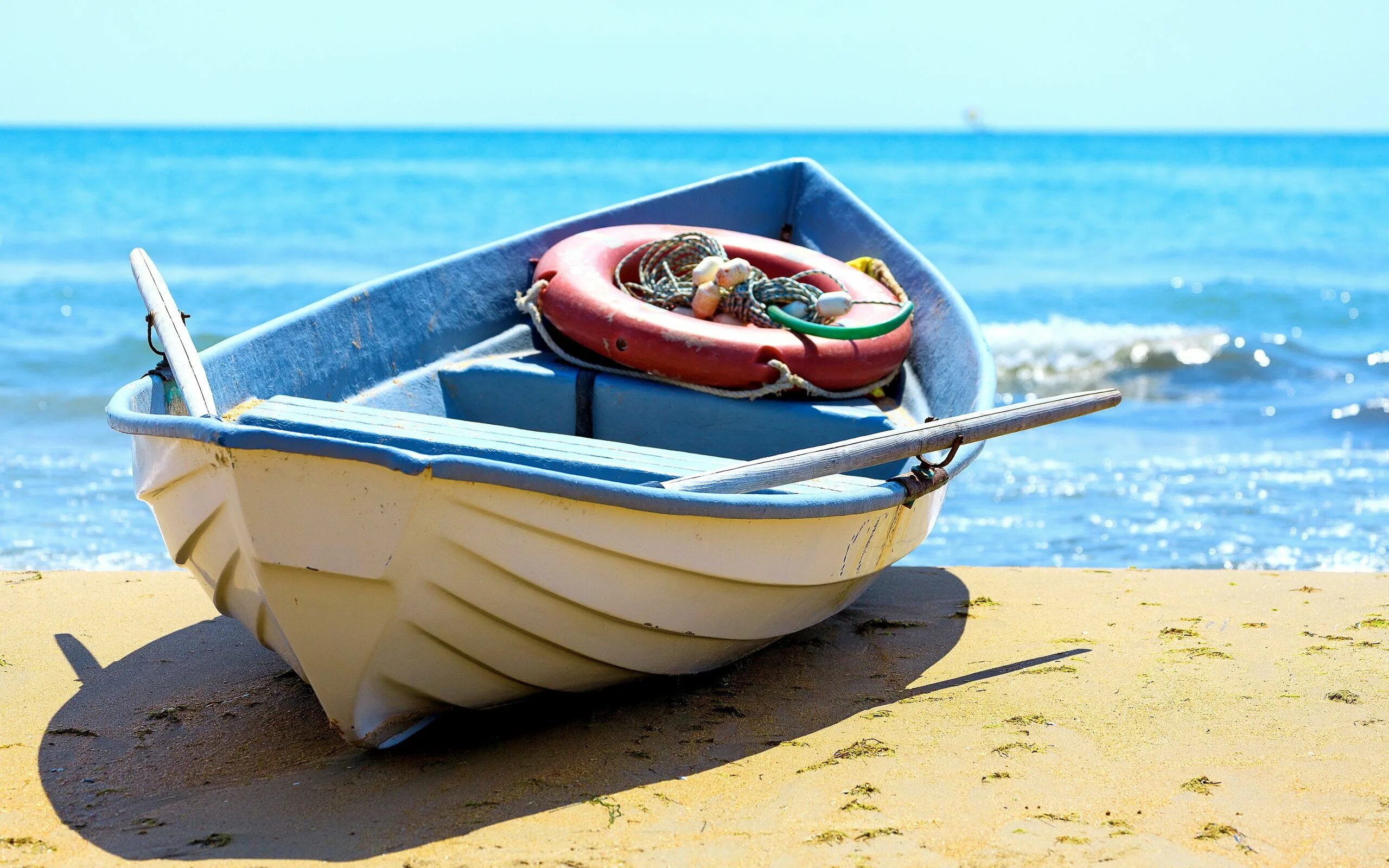 Пляж лодка фото катер берег фото: 20 тыс изображений найдено в Яндекс.Картинках Boat, Beach wall