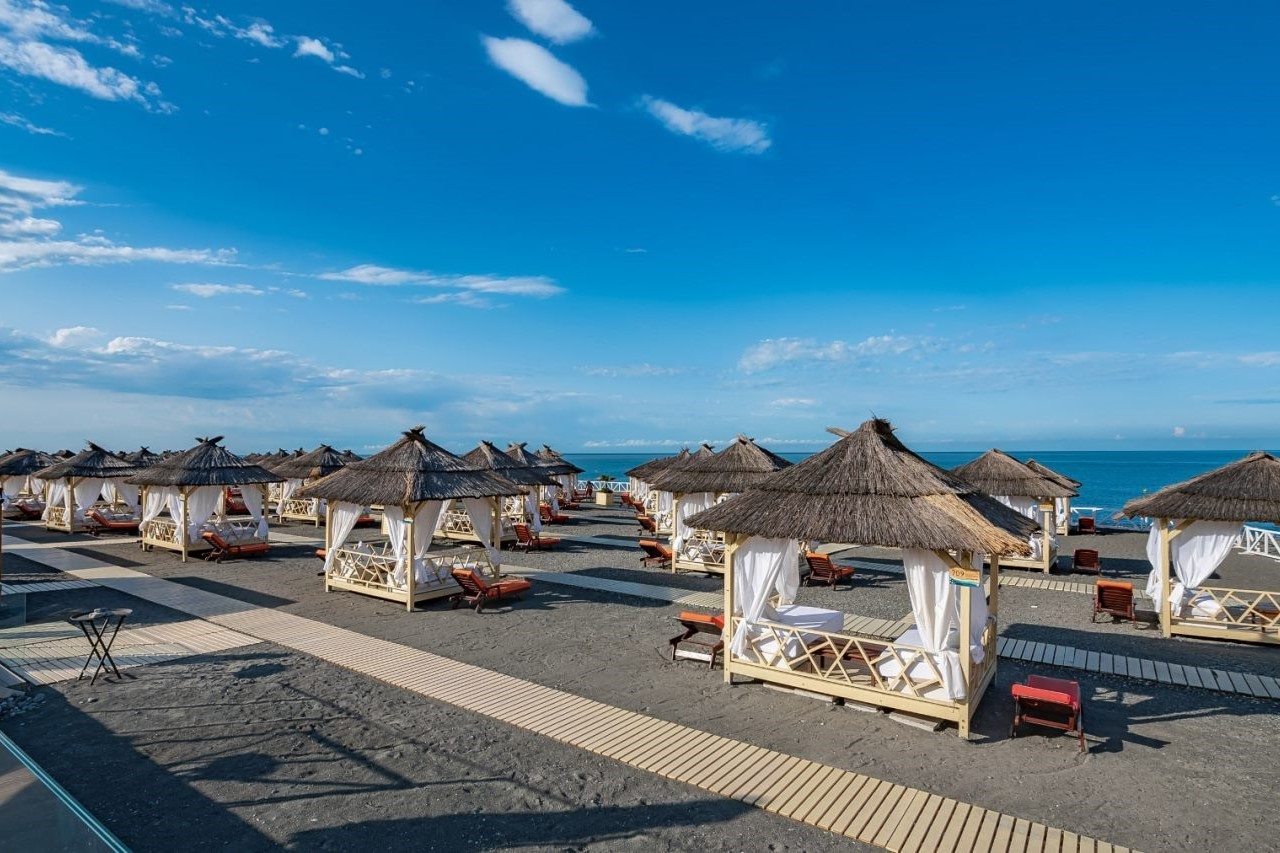 Пляж мандарин фото Отель Вилла Валентина, Адлер, Сочи, цены от 6325 руб. 101Hotels.com