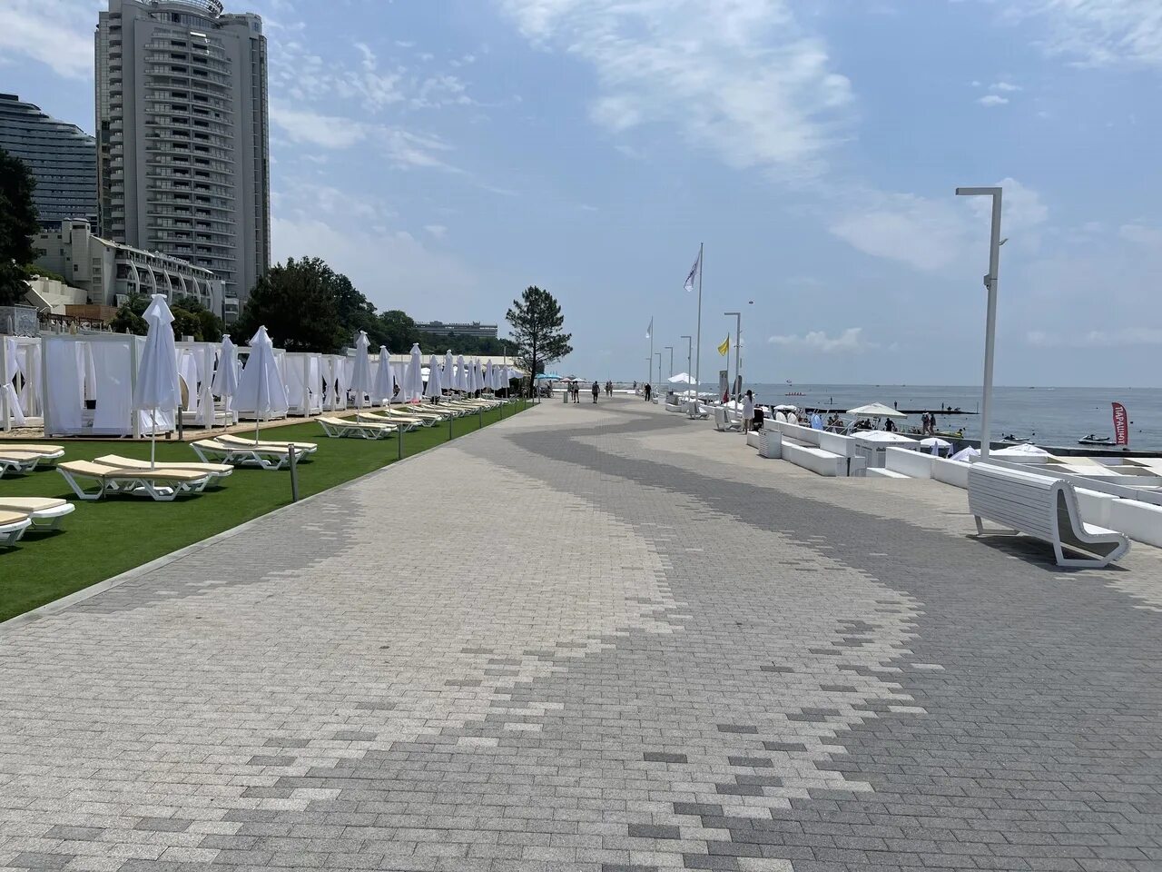 Пляж маяк сочи фото Новый песчаный пляж "Маяк" в центре Сочи