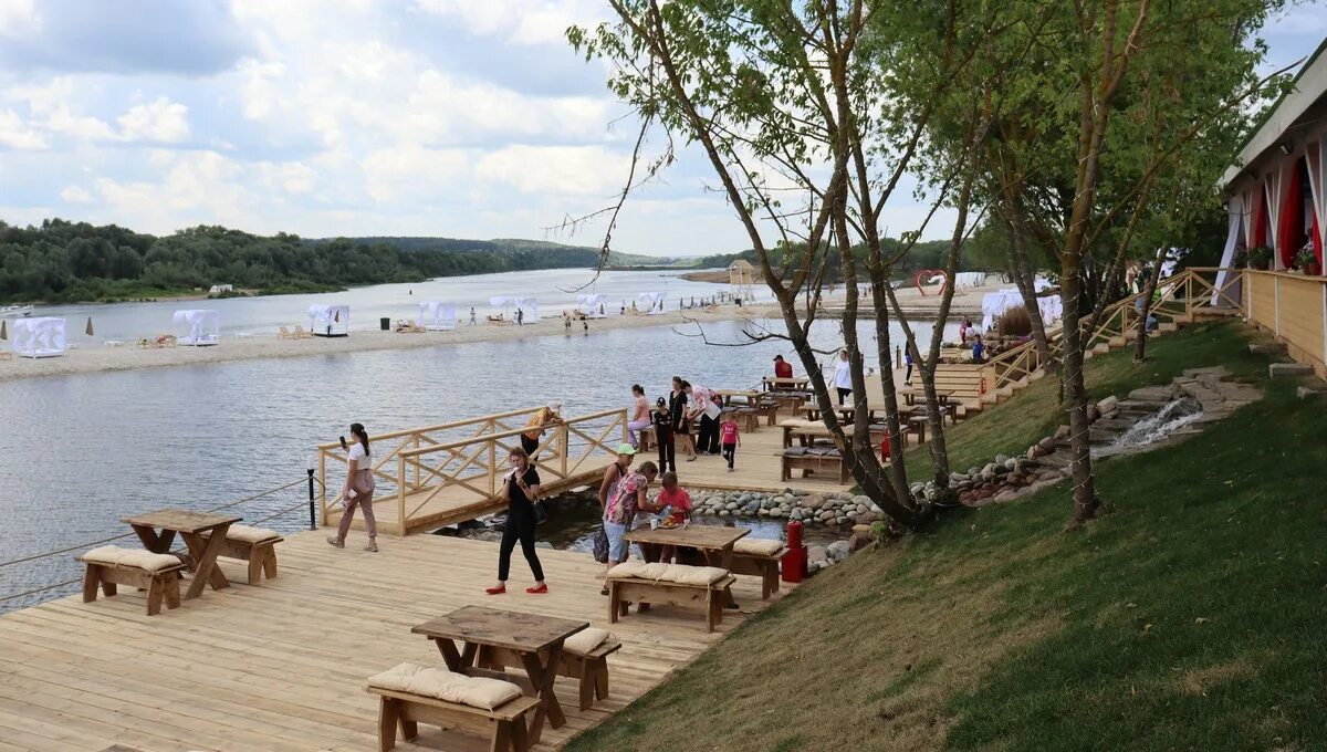 Пляж московская область городской округ серпухов фото Обновлённый серпуховский пляж ждет тёплой погоды и горожан