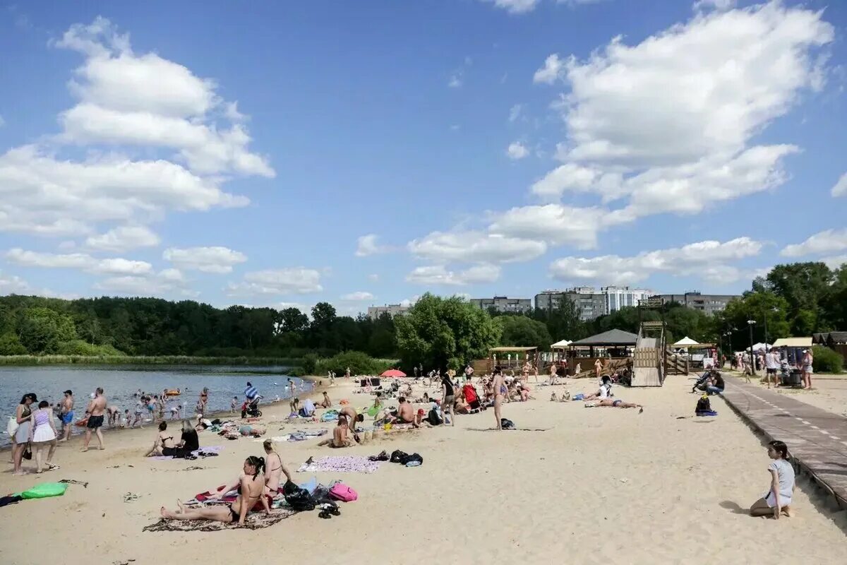 Пляж московская область подольск фото Более 700 нарушений устранили на пляжах Подмосковья летом Телеканал 360 Дзен