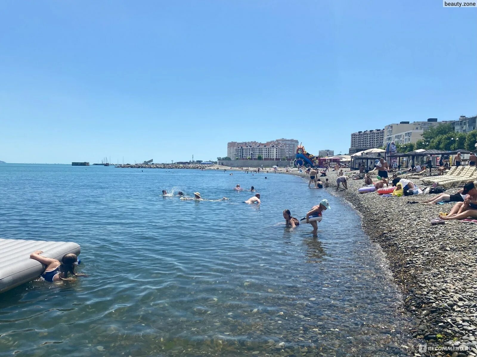 Пляж новороссийска отзывы фото Пляж Нептун, Новороссийск. Краснодарский край. - "Городские пляжные будни, инфра