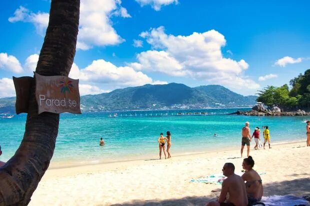 Пляж парадайз пхукет фото The world's most beautiful beaches, according to Instagram The Sun