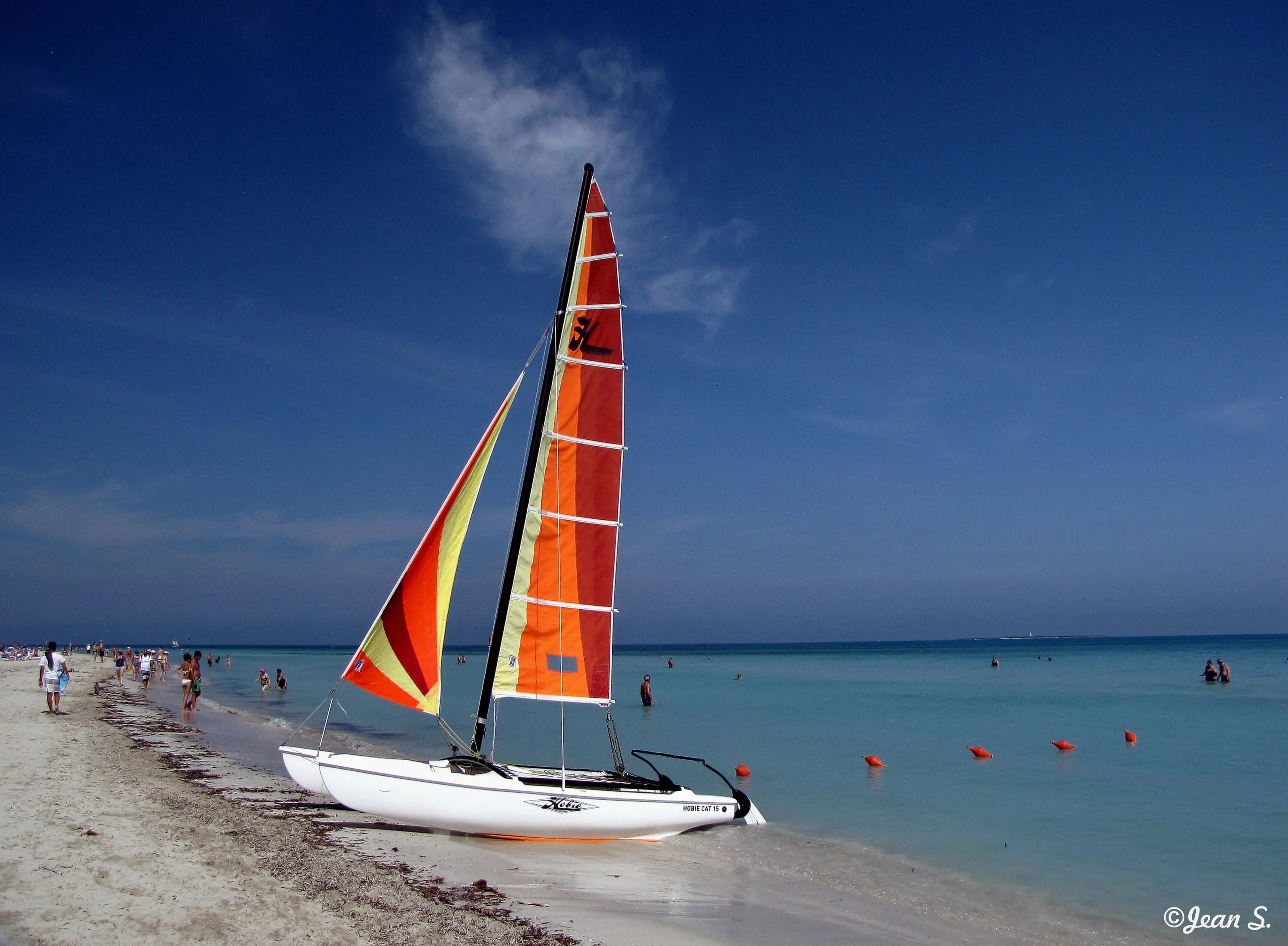 Пляж парус фото Wallpaper : boat, sail, beach, water, sea, sky, green, blue, orange, red, yellow
