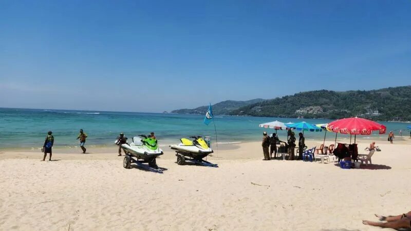 Пляж патонг фото Anxious' Saudi tourist steals jet-ski, rescued from Patong Bay