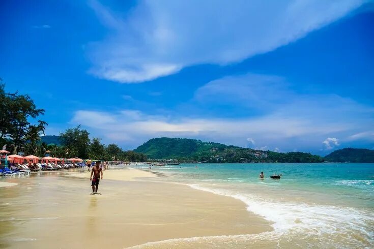 Пляж патонг фото PATONG BEACH Patong is the most famous beach resort on Phuket. With its wide var