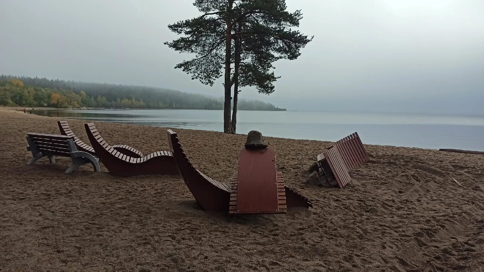 Пляж пески петрозаводск фото республика карелия Неизвестные разгромили пляж в Петрозаводске - "Республика"