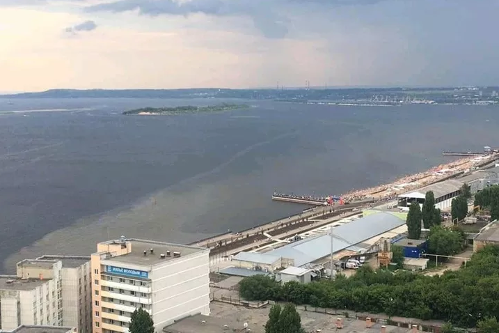 Пляж покорителей волги саратов октябрьский район фото Новый городской пляж Саратова: радость открытия и много противоречий Балабол Дзе