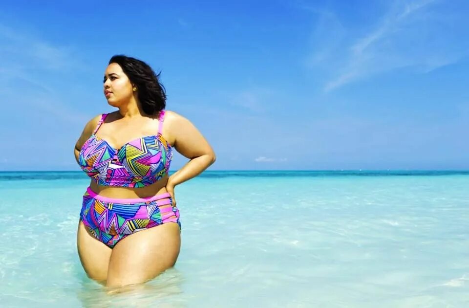 Пляж полные женщины фото Pin on Curvy Girl Fashion