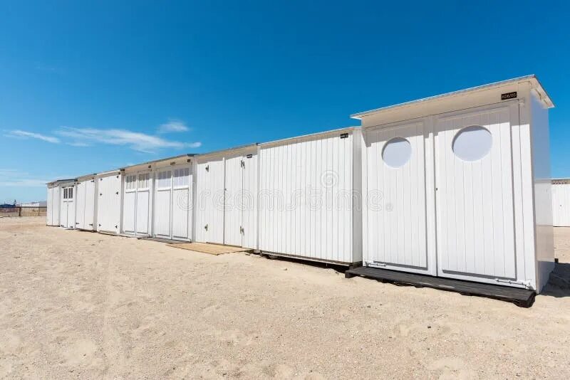 Пляж раздевалка фото Beach Changing Rooms Blue Cabin Sea Stock Photo - Image of painted, summertime: 