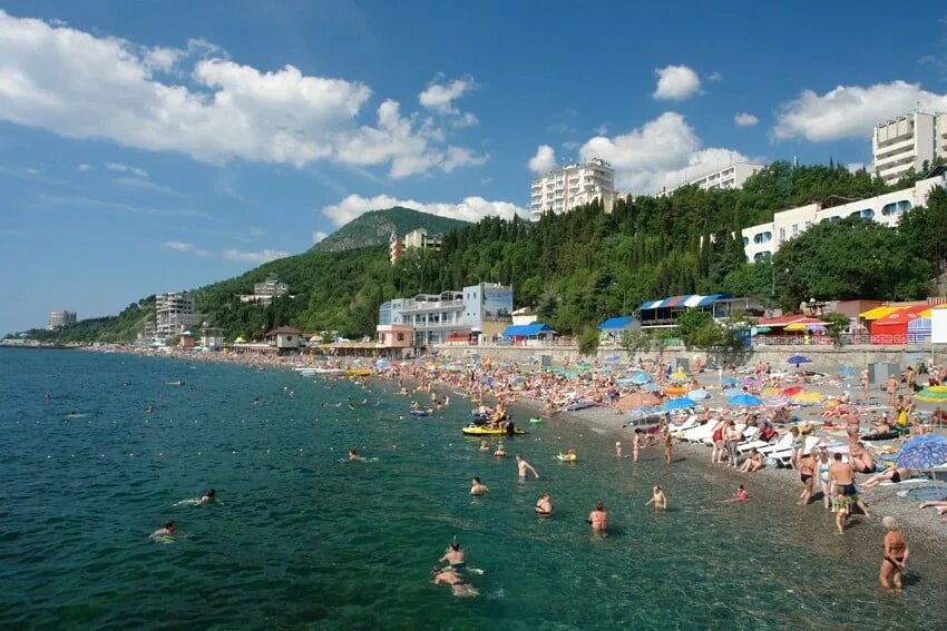 Пляж республика крым алушта фото Алушта (Крым, Россия): фото пляжей и города, рекомендуемые отели