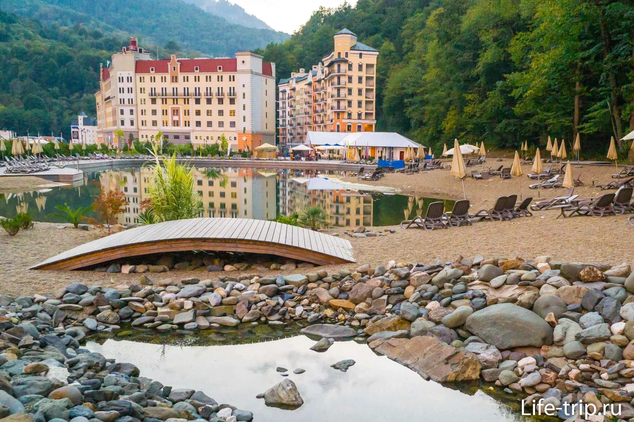 Пляж роза хутор адлер фото Искусственный пляж Роза Хутор не на море, Роза Бич