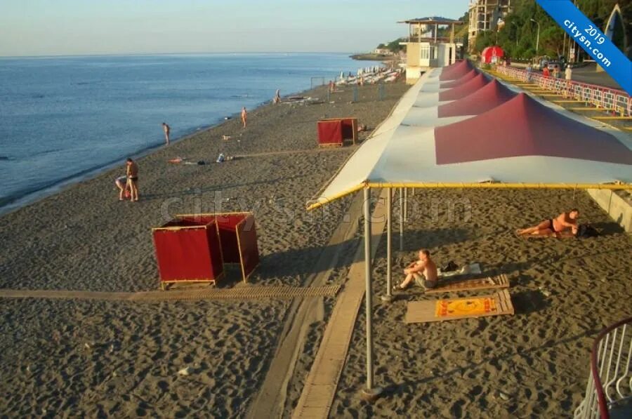 Пляж санатория алушта фото Раздел "Пляж санатория Алушта" в альбоме "Фотографии пляжей Алушты" фотогалереи 