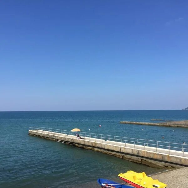 Пляж санатория октябрьский сочи фото Photos at Пляж санатория "Октябрьский" - Beach in Sochi