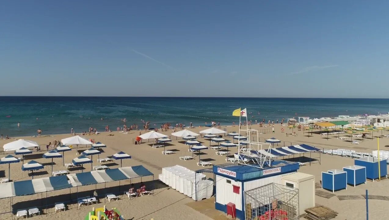 Пляж санатория рябинушка краснодарский край анапа фото Отдых в Анапе с трехразовым питанием, посещением бассейна и развлечениями в сана