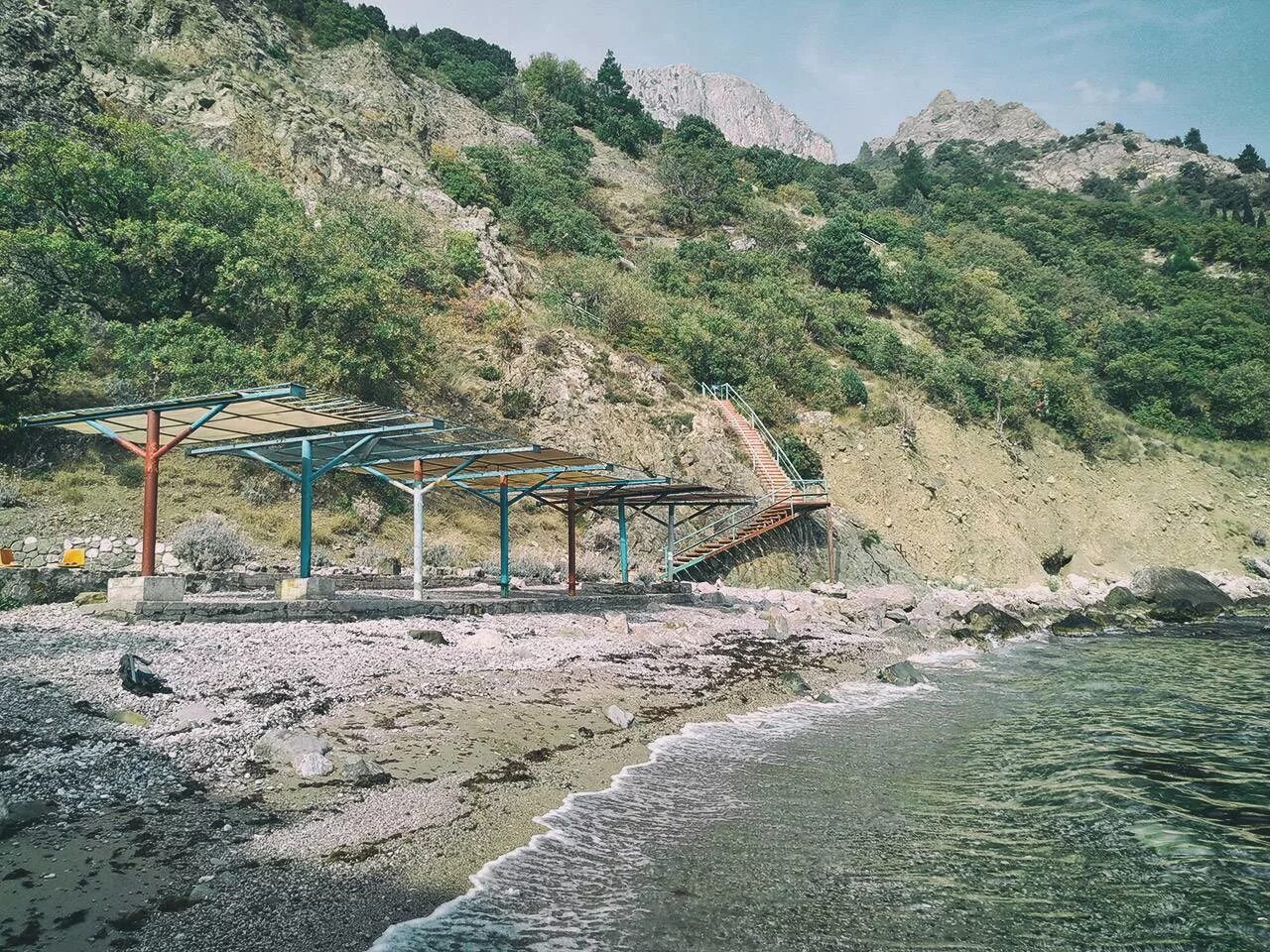 Пляж санаторное крым фото Рыбацкий пляж в Санаторном: как добраться, фото, видео, отзывы и цены на 2024 го