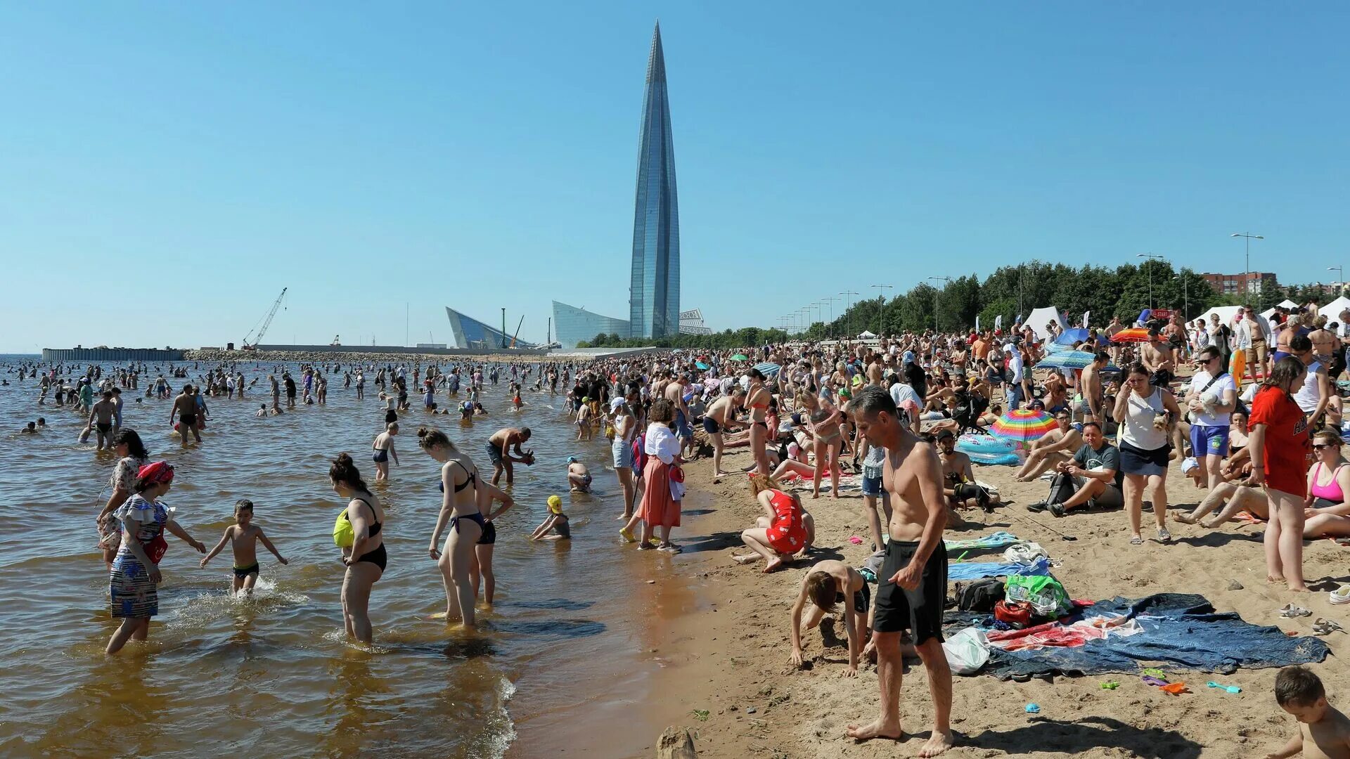 Пляж санкт петербурга фото Пляжи Курортного района Петербурга подготовили к летнему сезону