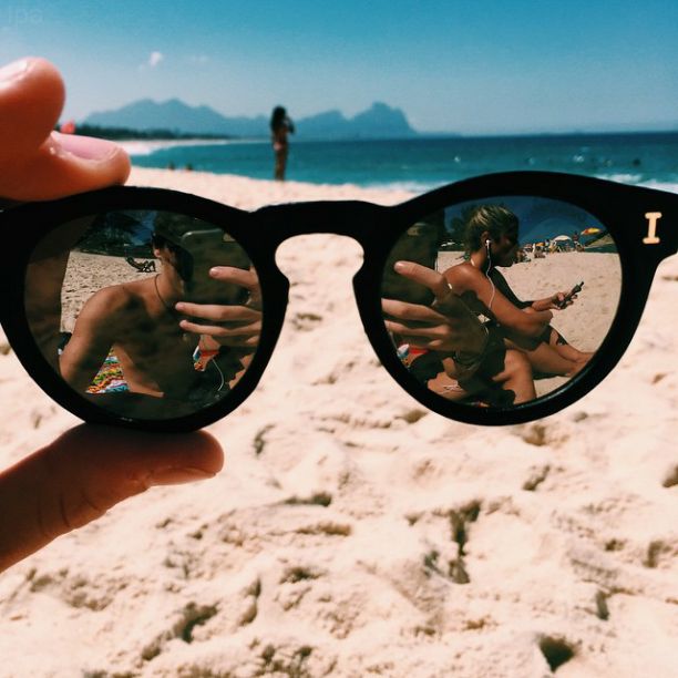 Пляж селфи фото Visit us inspiration for girls that love surfing Ride the waves babe and live Fr