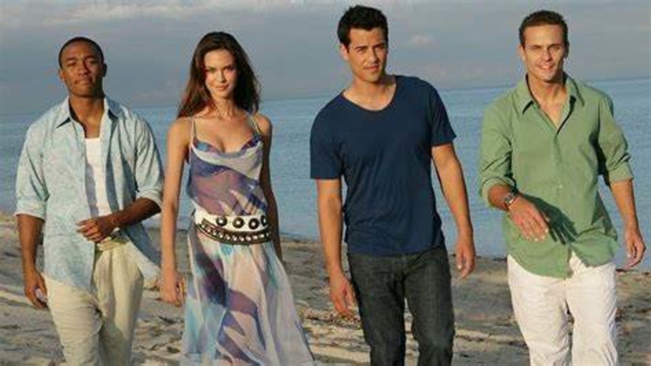 Пляж сериал актеры и роли фото South Beach (2006) MUBI
