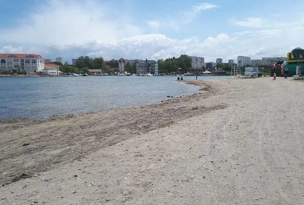 Пляж севастополь гагаринский муниципальный округ фото Пляж бухты Омега находится в Крыму, в Гагаринском.. Туристический портал ChitaTr