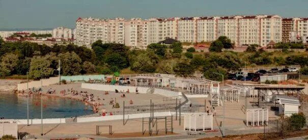 Пляж севастополь гагаринский муниципальный округ фото В Севастополе торжественно открылся пляж "Адмиральская лагуна" Azur.ru - отдых н