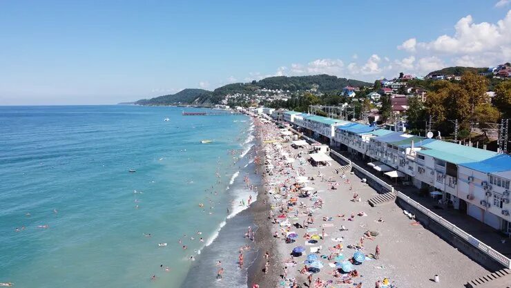 Пляж сочи лоо фото Где отдохнуть в Сочи в июле 2023