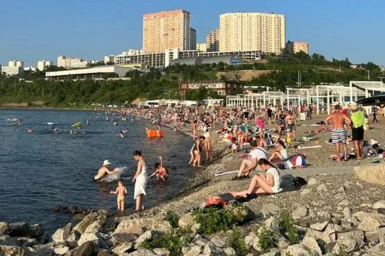 Пляж солнечный владивосток фото Дышать невозможно": новое место отдыха во Владивостоке "кишит" людьми