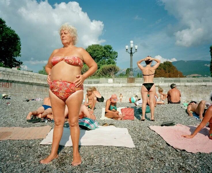 Пляж старухи фото Ukraine 1990s: The city of Yalta on photos by Martin Parr - 12 Martin parr, Phot