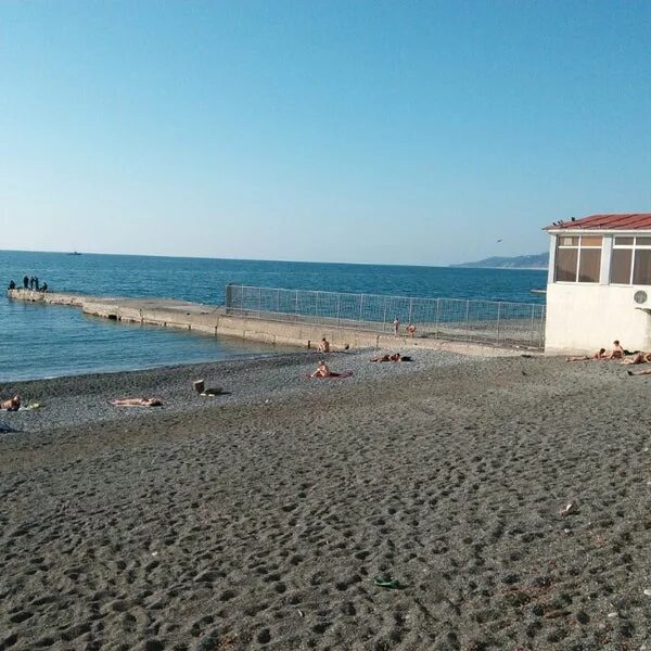Пляж светлячок сочи фото Foto di Светлячок - Pantai