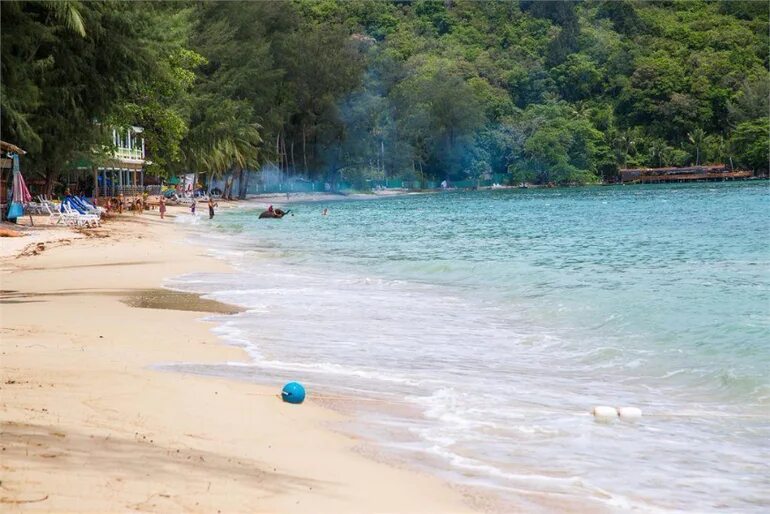 Пляж три транг пхукет фото Таиланд, Пхукет, Tri Trang Beach Resort 4* Отличный прайс на приятную четверочку