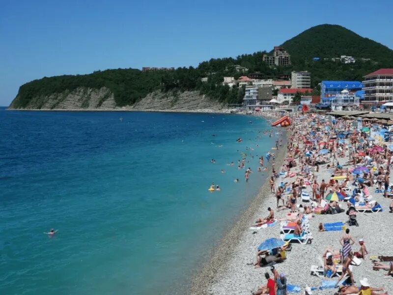 Пляж туапсе городской фото В первые выходные июля пляжи Туапсинского района посетило рекордное количество о