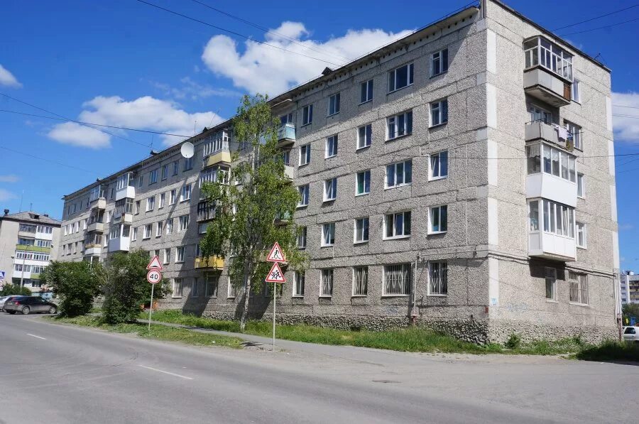 Пляж ул победы 8 серов фото В Серове из окна третьего этажа выпал 3-летний мальчик Серов. Новости. Газета Гл