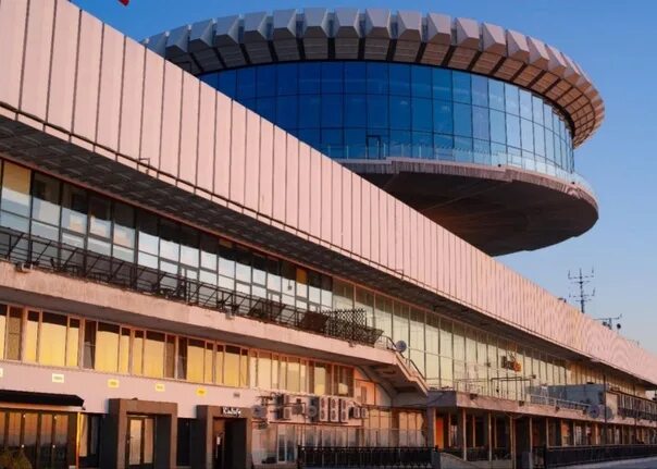 Пляж волгоград набережная 62 й армии фото ✅ 6 августа в ресторане "Чайка" пройдет фестиваль "ARTист" На крыше Речпорта соб