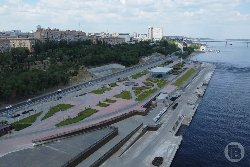 Пляж волгоград набережная 62 й армии фото Фотокорреспондент "Городских вестей" снял обновляемую набережную города