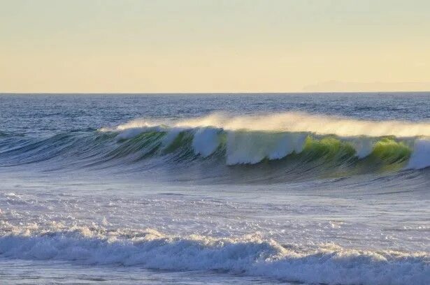 Пляж волны фото Cresting Waves Free Stock Photo - Public Domain Pictures Waves, View image, Phot