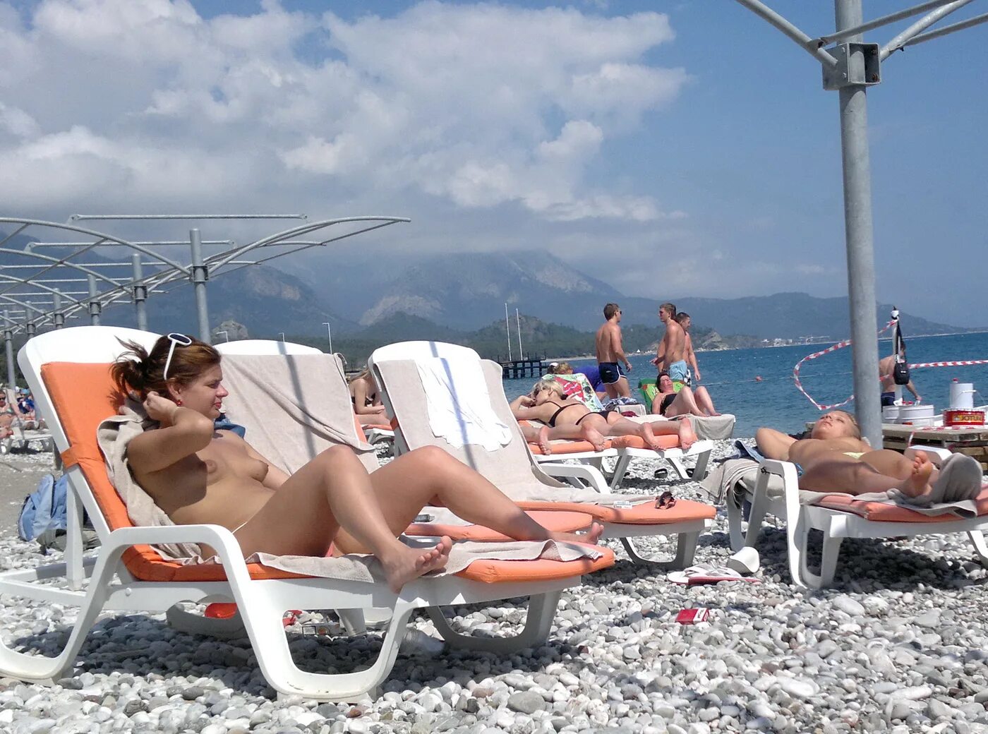 Пляж волосатые фото ФотоМафия * Топлесс девушки на пляже * Клуб фотоохотников на девушек