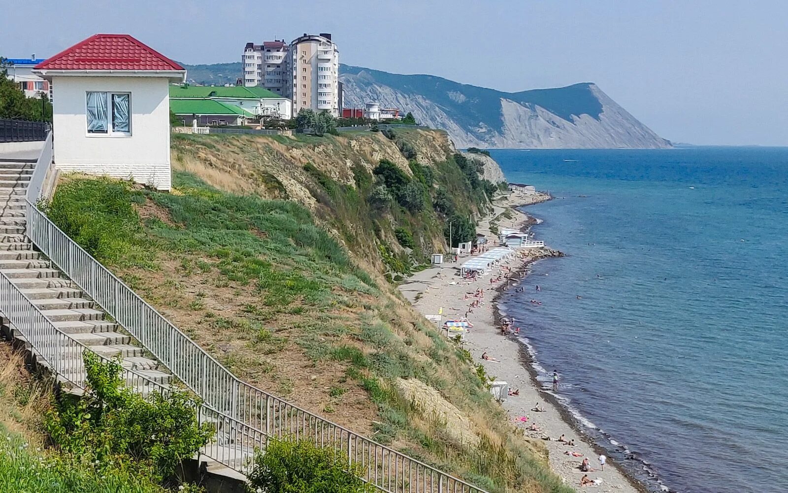 Пляж высокий берег ул тургенева 1 фото Галечный пляж Анапы спуск к морю с улицы Тургенева, фотографии
