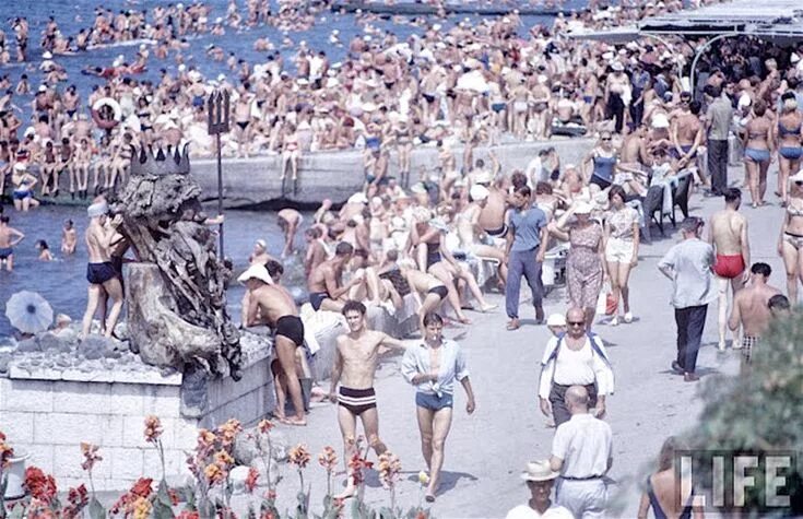 Пляжи 80 фото Советская молодежь в объективе Билла Эпприджа Ретро фотография, Фотографии, Робе