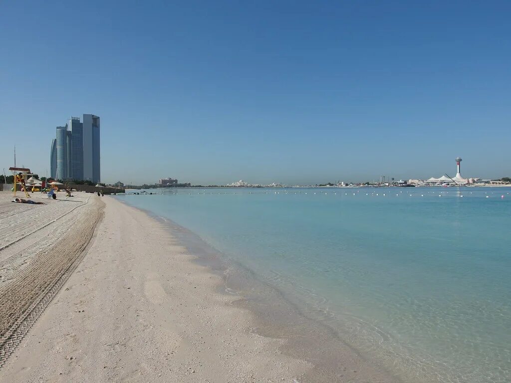 Пляжи абу даби фото Beach @ Corniche @ Abu Dhabi Guilhem Vellut Flickr