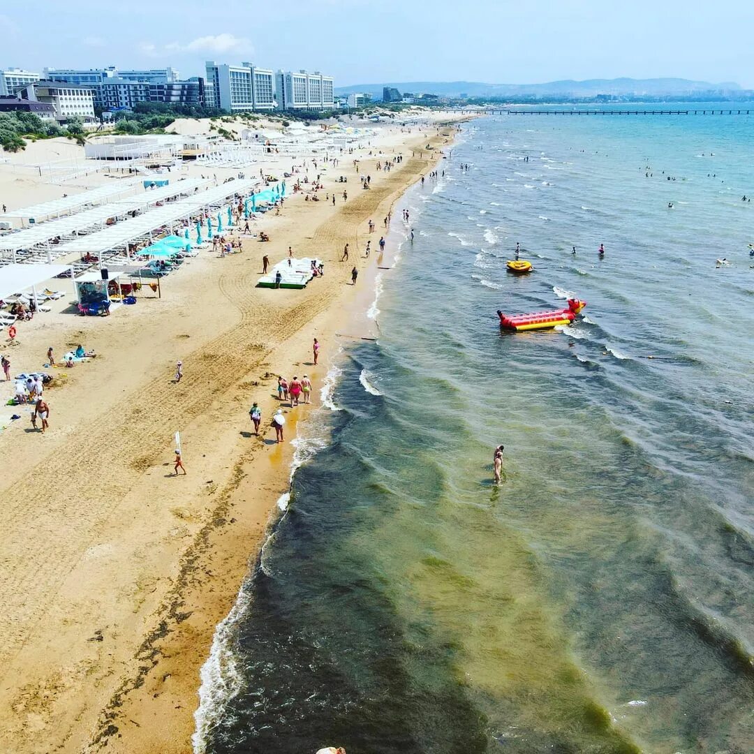 Пляжи анапы фото В Анапе цветет море. Как это выглядит с высоты птичьего полета