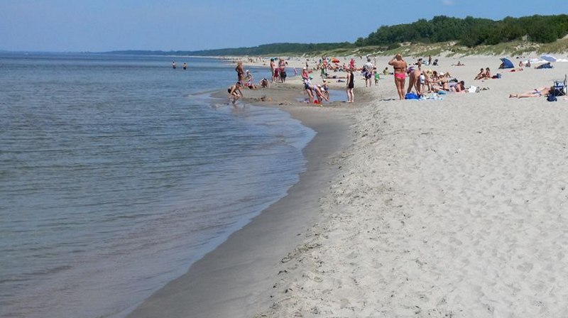 Пляжи балтийска фото В Балтийске тонущая женщина просила спасти матрас