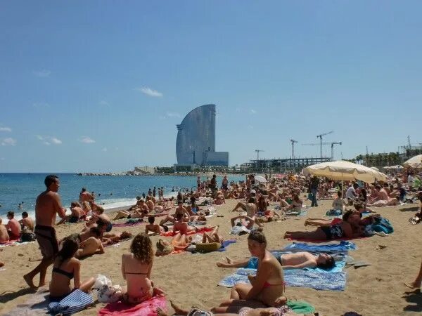 Пляжи барселоны фото Barceloneta Beach in Barcelona, Spain Visit barcelona, Barcelona travel, Travel
