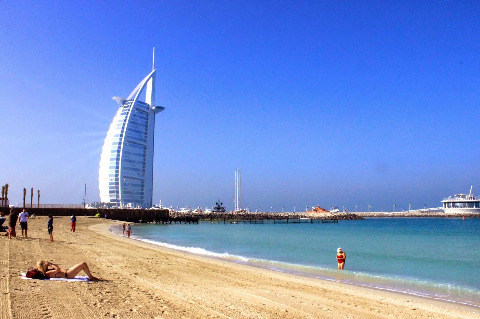 Пляжи эмиратов фото Soho Beach Dubai