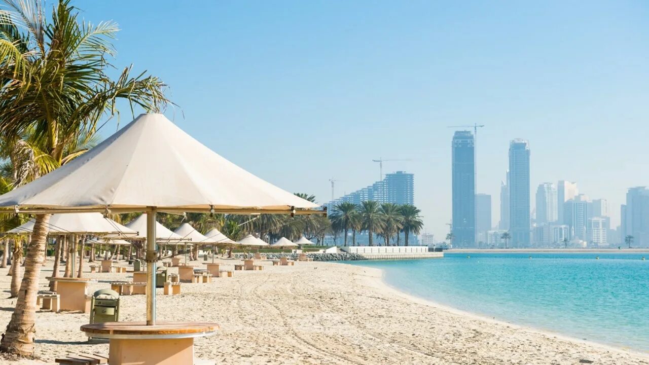 Пляжи эмиратов фото Novotel Sharjah Expo Centre - Al Mamzar Beach Park