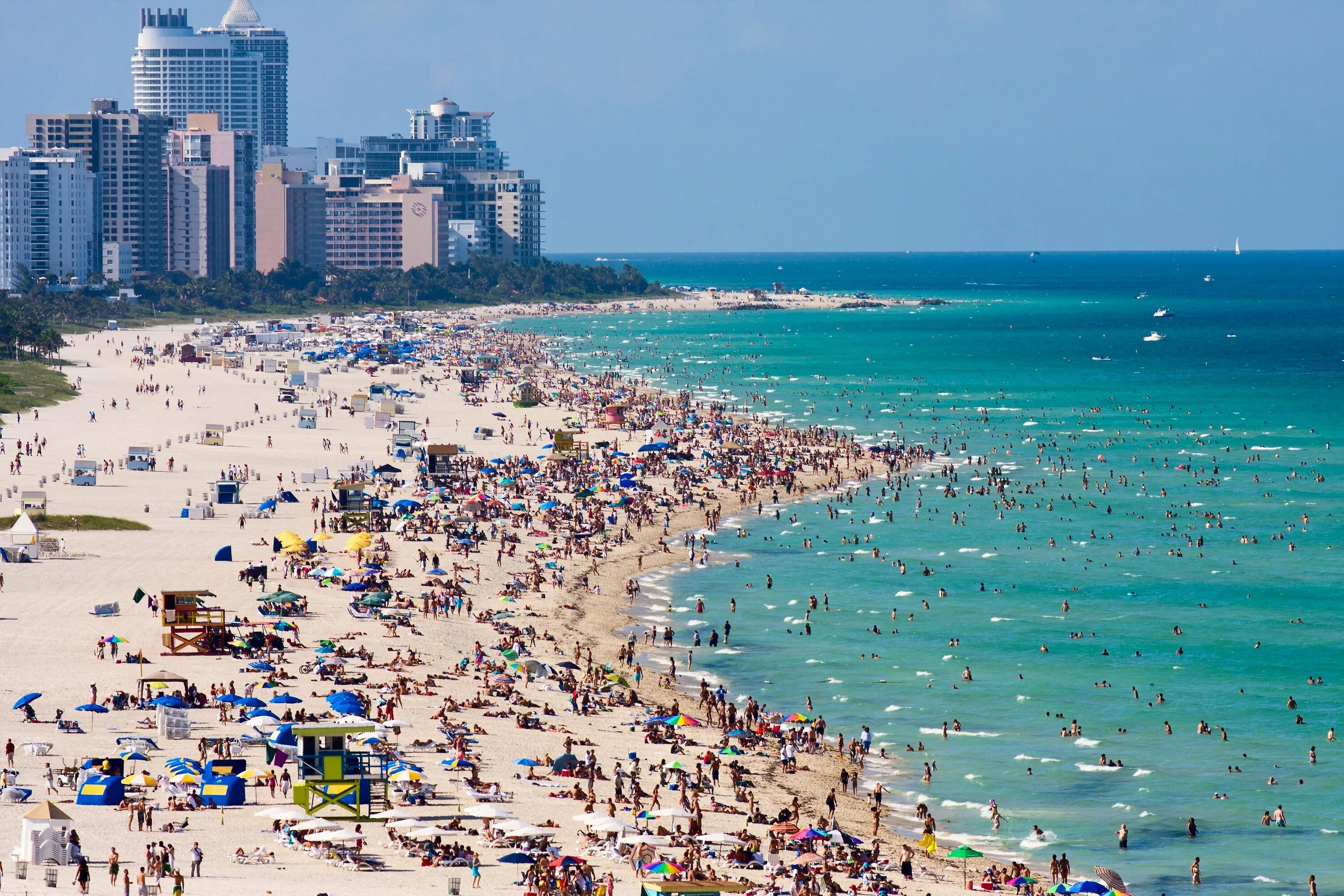 Пляжи флориды фото South Beach in Miami Florida is America's Party Beach. South beach miami, Florid